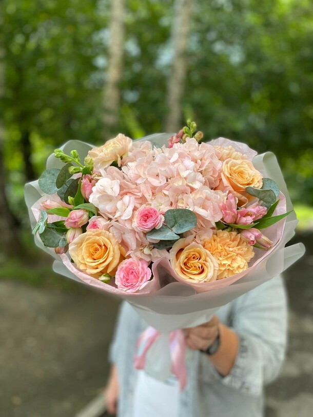 Нежное облако, артикул F1305756 - 4827 рублей, доставка по городу. Flawery - доставка цветов