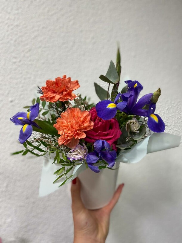 Мгновение, артикул F1309545 - 2105 рублей, доставка по городу. Flawery - доставка цветов