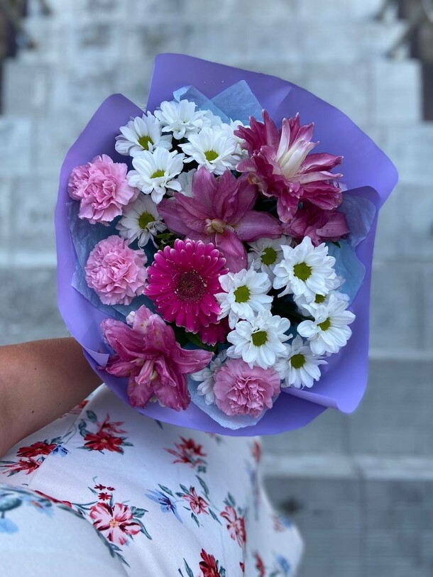 Милость, артикул F1315705 - 2723 рублей, доставка по городу. Flawery - доставка цветов