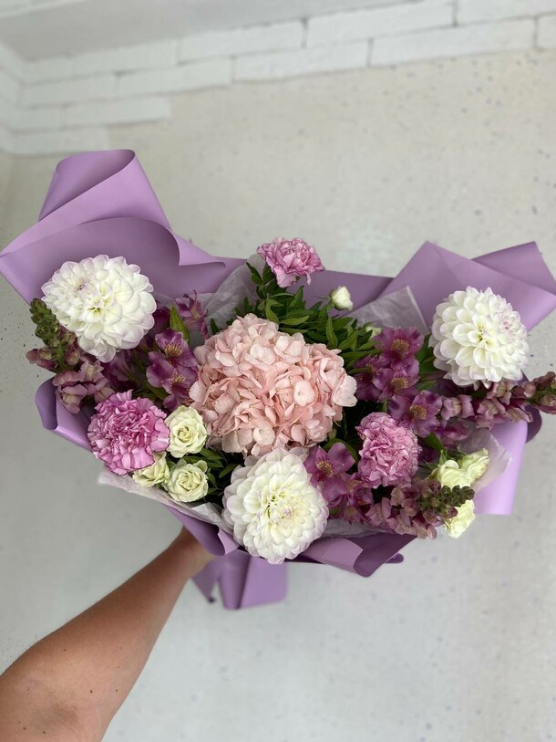 Пышность, артикул F1315712 - 6457 рублей, доставка по городу. Flawery - доставка цветов