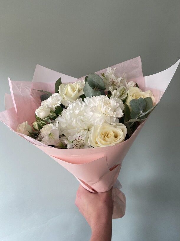 Нежная принцесса, артикул F1317226 - 3951 рублей, доставка по городу. Flawery - доставка цветов