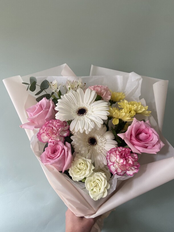 Нежные герберы, артикул F1317228 - 3951 рублей, доставка по городу. Flawery - доставка цветов