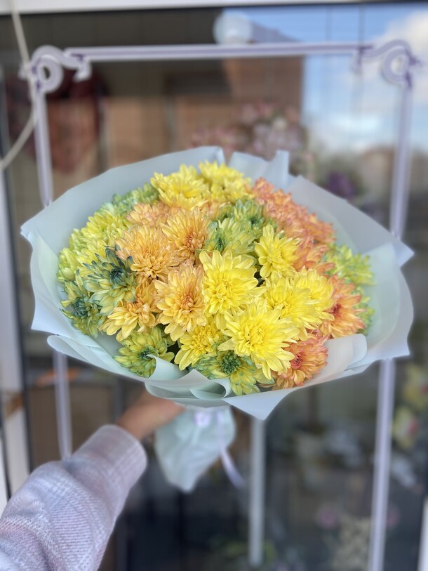 Осенняя пара, артикул F1319777 - 4387 рублей, доставка по городу. Flawery - доставка цветов