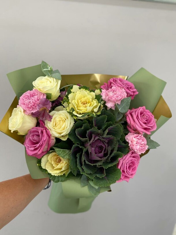 Букет с капустой, артикул F1324535 - 5053 рублей, доставка по городу. Flawery - доставка цветов