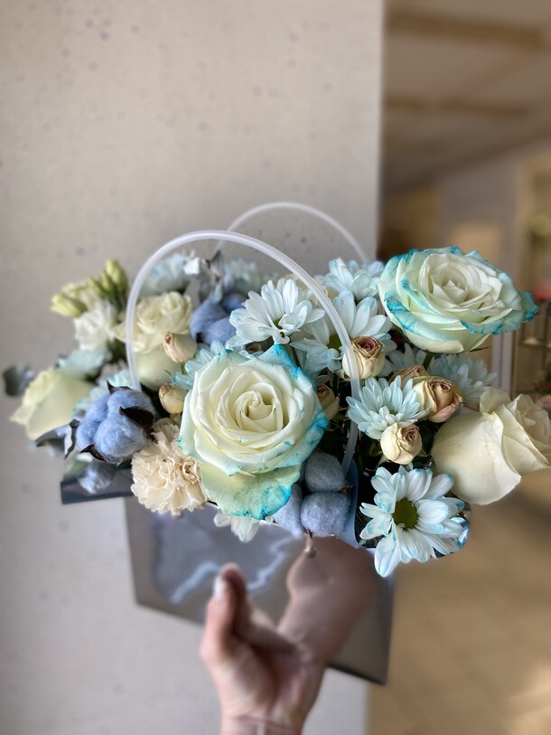 Сумочка, артикул F1330848 - 3528 рублей, доставка по городу. Flawery - доставка цветов