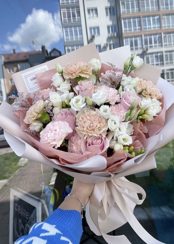 Нежная красивая, артикул F1330863 - 7212 рублей, доставка по городу. Flawery - доставка цветов