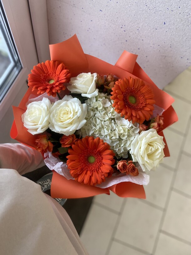 Осенний букет, артикул F1334560 - 4913 рублей, доставка по городу. Flawery - доставка цветов