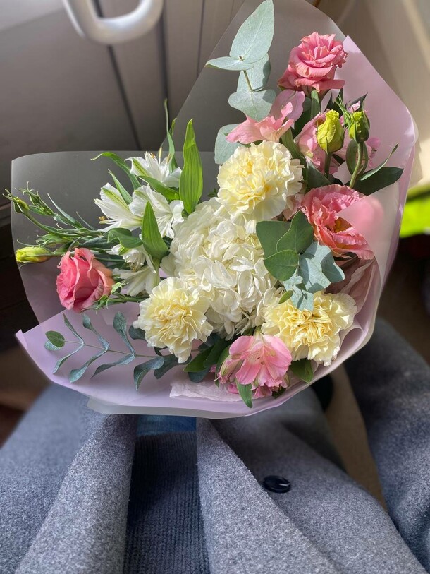 Для настроения, артикул F1339993 - 5066 рублей, доставка по городу. Flawery - доставка цветов