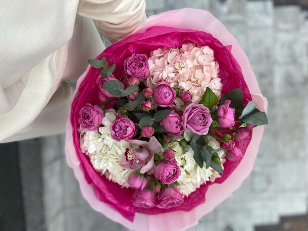 Романтика, артикул F1339998 - 6553 рублей, доставка по городу. Flawery - доставка цветов