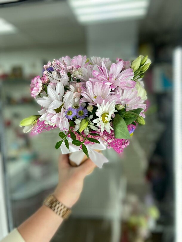 Нежный стаканчик, артикул F1340006 - 2057 рублей, доставка по городу. Flawery - доставка цветов