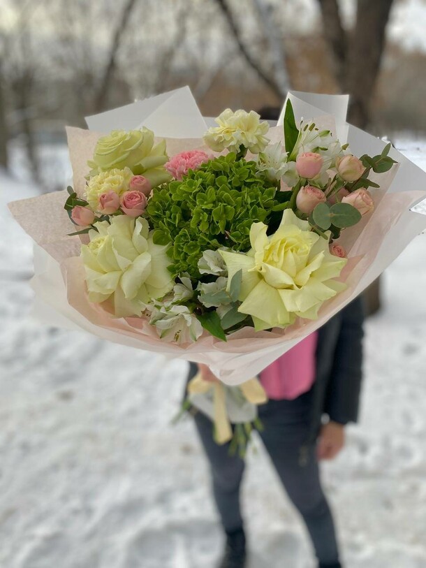 Зимний запах, артикул F1342015 - 5082 рублей, доставка по городу. Flawery - доставка цветов