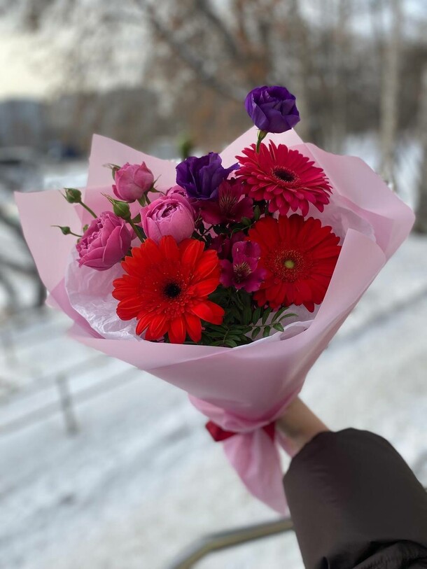 Букет с герберами, артикул F1342018 - 3509 рублей, доставка по городу. Flawery - доставка цветов