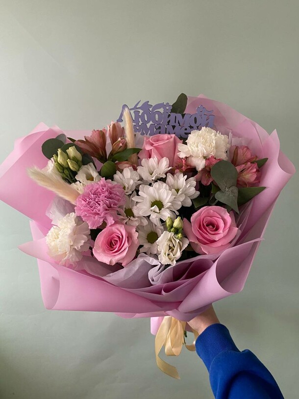 Букет для мамы, артикул F1344582 - 4466 рублей, доставка по городу. Flawery - доставка цветов