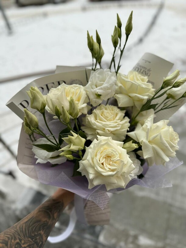 Белый букет для мамы, артикул F1344586 - 4307 рублей, доставка по городу. Flawery - доставка цветов