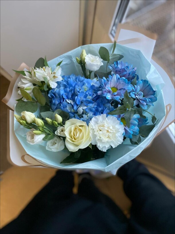 Голубое настроение, артикул F1346426 - 3828 рублей, доставка по городу. Flawery - доставка цветов