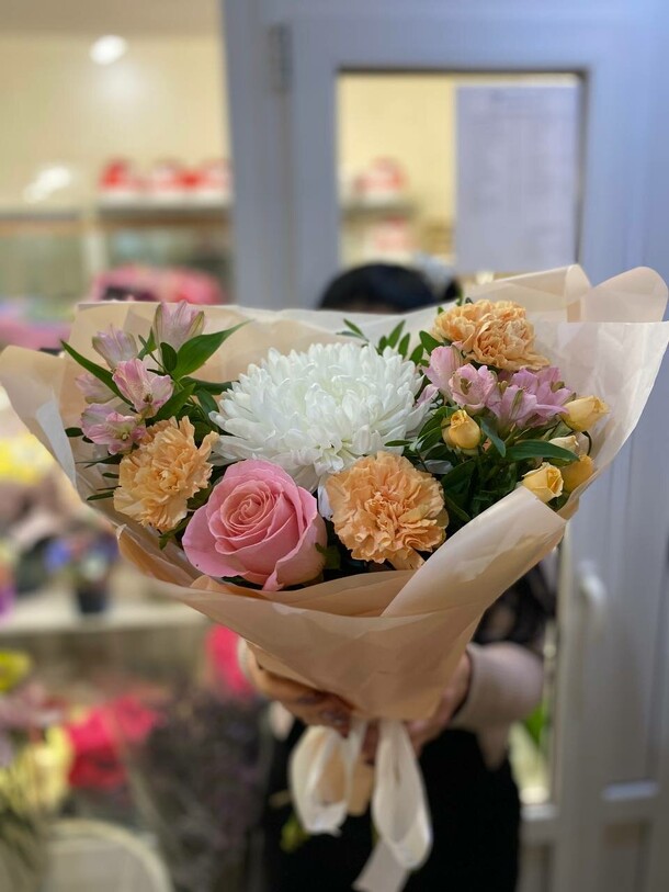 Персик, артикул F1346759 - 3274 рублей, доставка по городу. Flawery - доставка цветов