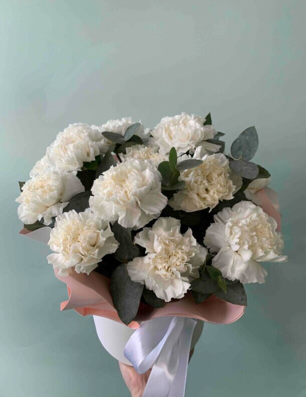 Коробка с диантусами, артикул F1369482 - 5490 рублей, доставка по городу. Flawery - доставка цветов