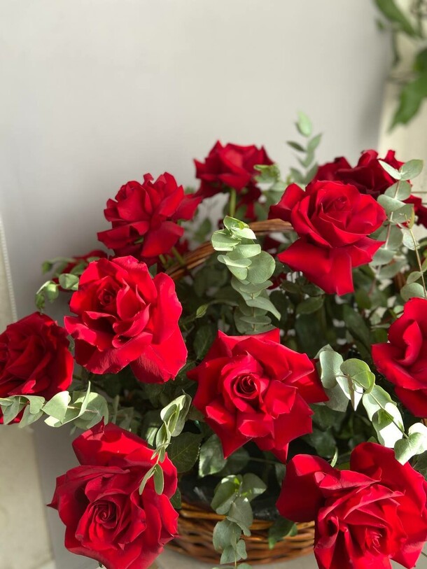 Королевская корзина, артикул F1372735 - 13888 рублей, доставка по городу. Flawery - доставка цветов