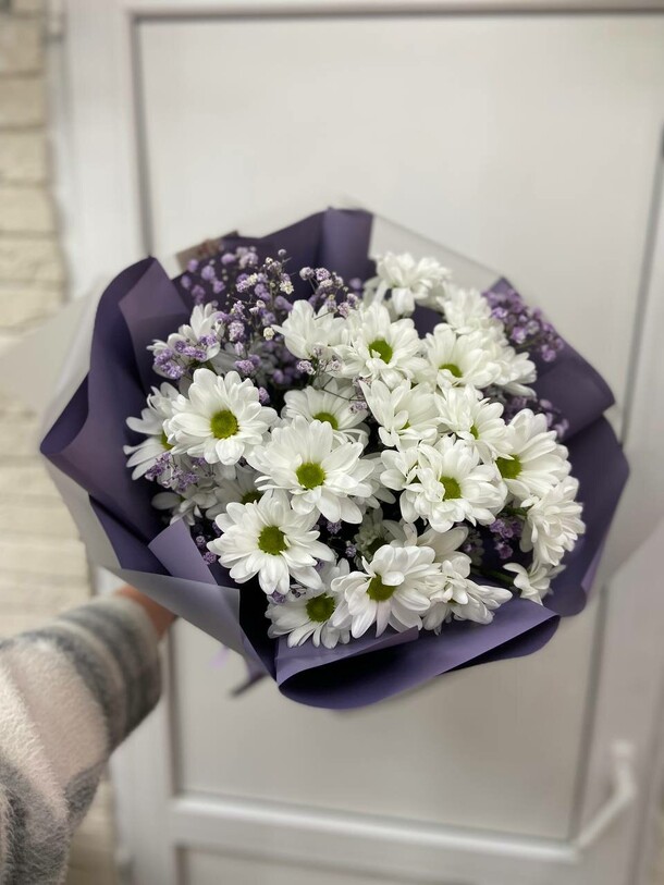 Хризантемы 5, артикул F1396350 - 3785 рублей, доставка по городу. Flawery - доставка цветов