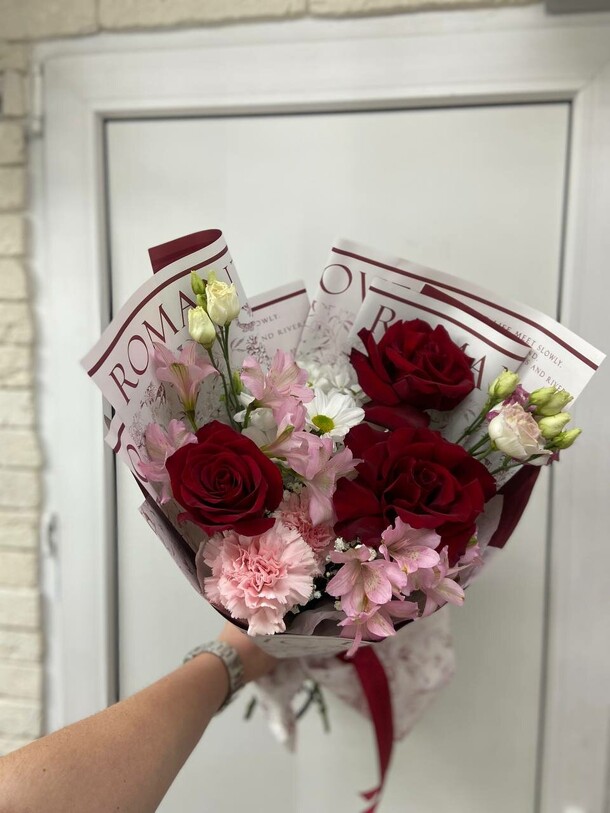 Мэри, артикул F1396714 - 3719 рублей, доставка по городу. Flawery - доставка цветов