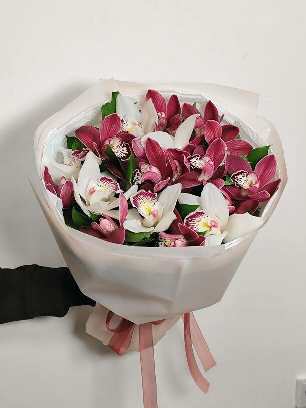 Орхидеи, артикул F1396720 - 5455 рублей, доставка по городу. Flawery - доставка цветов