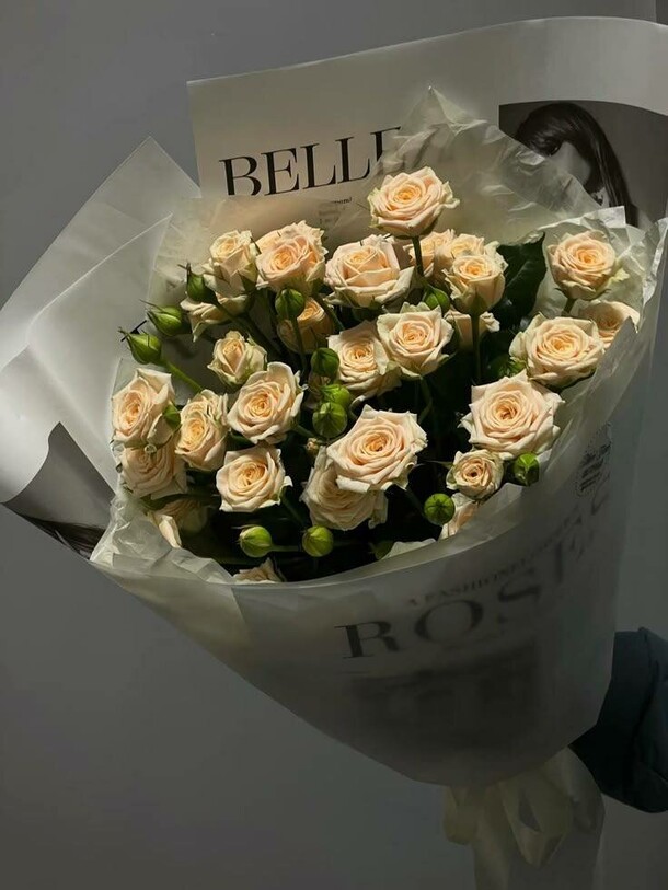 Кустовые розочки, артикул F1401887 - 4091 рублей, доставка по городу. Flawery - доставка цветов