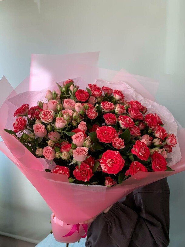 Кустовые розочки, артикул F1415136 - 5955 рублей, доставка по городу. Flawery - доставка цветов