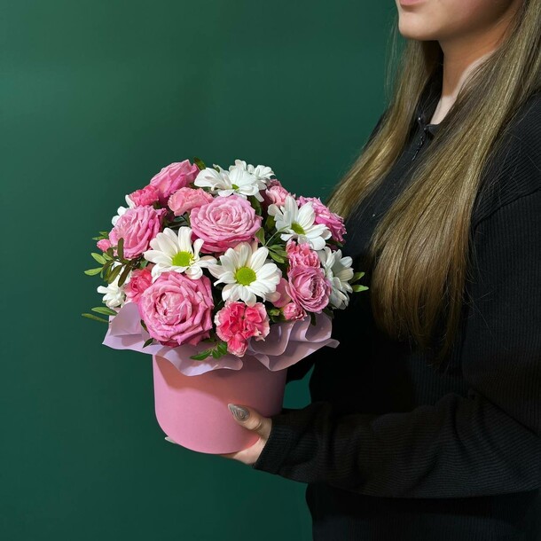 Знак внимания, артикул F1423469 - 3150 рублей, доставка по городу. Flawery - доставка цветов