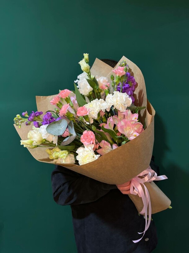 Акварель, артикул F1423477 - 6340 рублей, доставка по городу. Flawery - доставка цветов