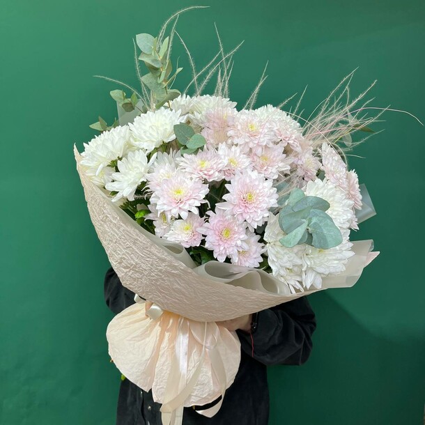 Эскимо, артикул F1423504 - 5570 рублей, доставка по городу. Flawery - доставка цветов