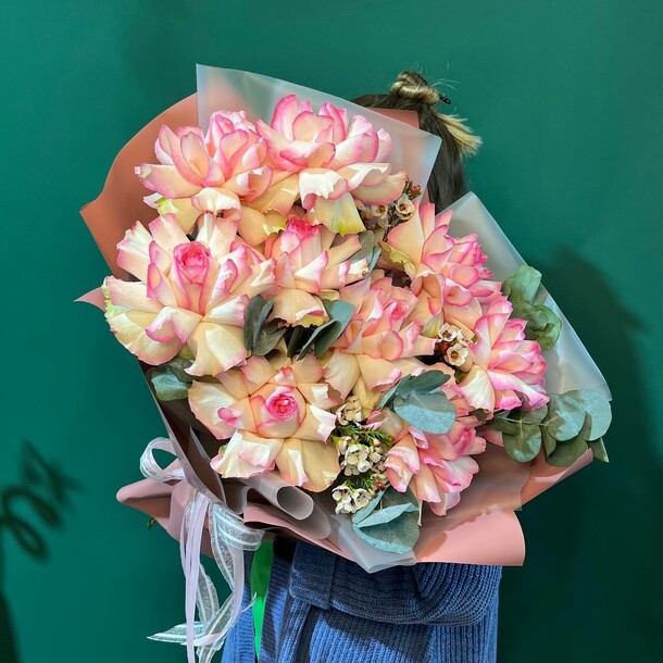 Французские розы, артикул F1423525 - 6740 рублей, доставка по городу. Flawery - доставка цветов