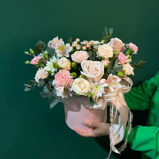 Маргарита, артикул F1423532 - 6490 рублей, доставка по городу. Flawery - доставка цветов