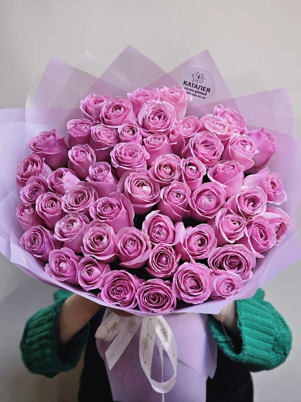 51 розовая роза, артикул F1242324 - 13585 рублей, доставка по городу. Flawery - доставка цветов