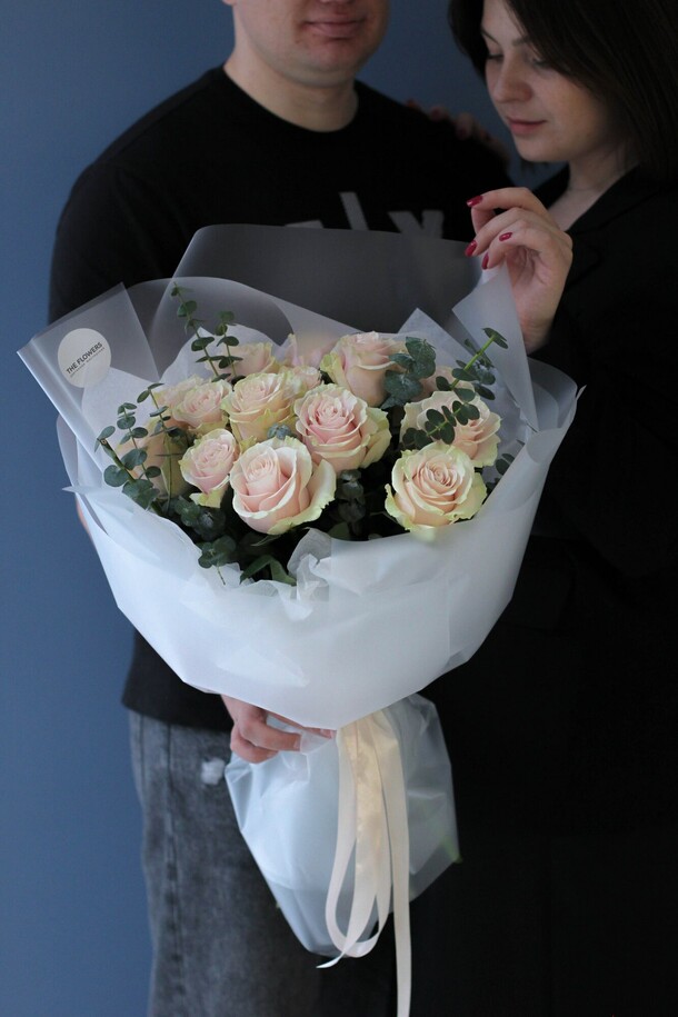 Rose magic 15, артикул F1277360 - 9400 рублей, доставка по городу. Flawery - доставка цветов