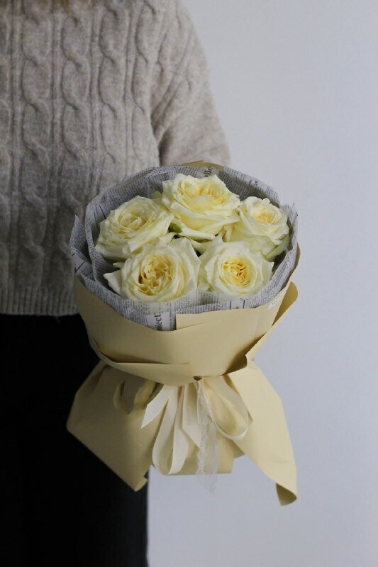 Легкий намек, артикул F1344650 - 2850 рублей, доставка по городу. Flawery - доставка цветов