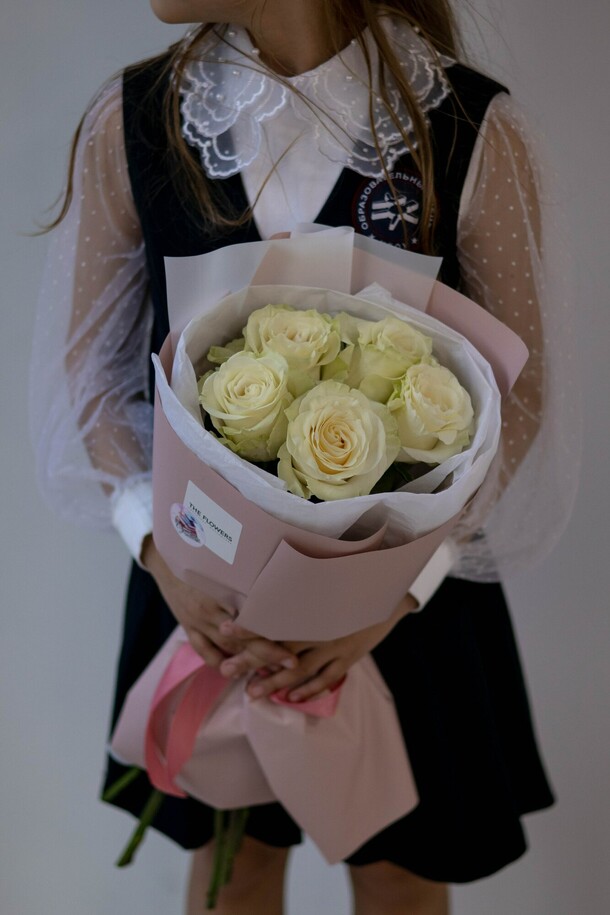 Монобукет "а я с цветами", артикул F1456853 - 2900 рублей, доставка по городу. Flawery - доставка цветов