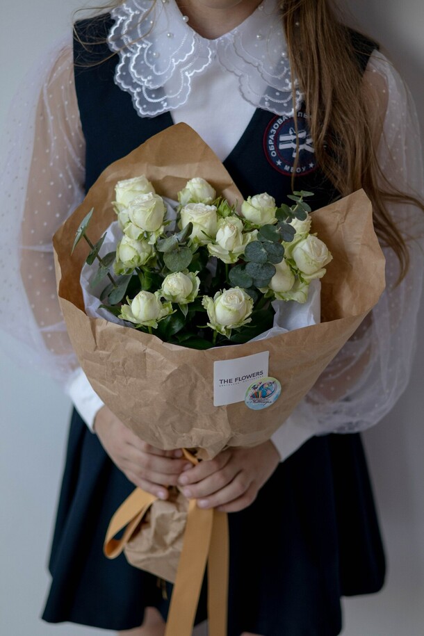 Монобукет "наша классика", артикул F1456856 - 2900 рублей, доставка по городу. Flawery - доставка цветов