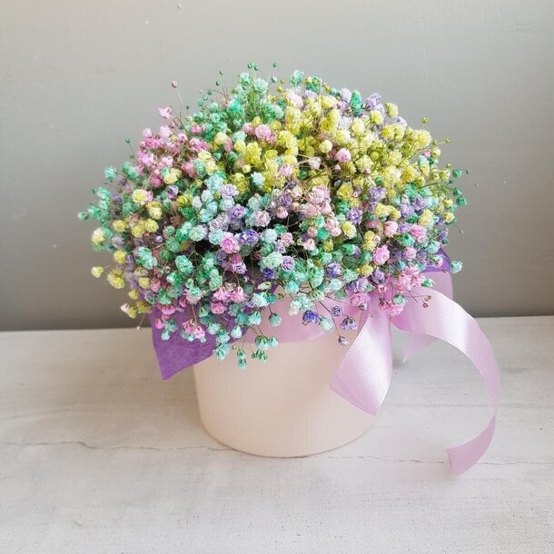 Гипсофила цветная в коробке, артикул F1284281 - 3399 рублей, доставка по городу. Flawery - доставка цветов