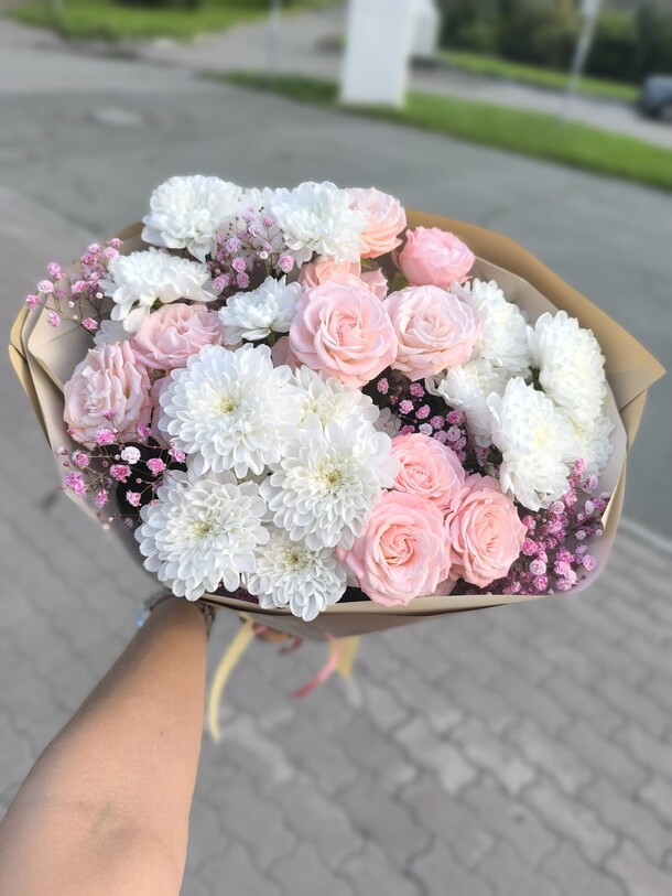 Первые чувства, артикул F1311120 - 5005 рублей, доставка по городу. Flawery - доставка цветов