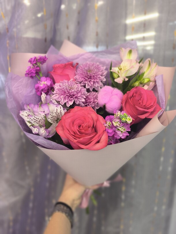 Букет северная звезда, артикул F1330417 - 3806 рублей, доставка по городу. Flawery - доставка цветов