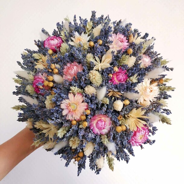 Букет сухоцветов с лавандой, артикул F1284433 - 10834 рублей, доставка по городу. Flawery - доставка цветов
