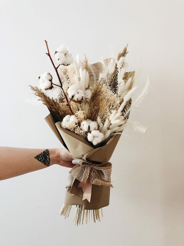Букет сухоцветов с хлопком, артикул F1285415 - 5418 рублей, доставка по городу. Flawery - доставка цветов