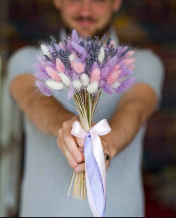 Букет из лагуруса и лаванды, артикул F1286480 - 7613 рублей, доставка по городу. Flawery - доставка цветов