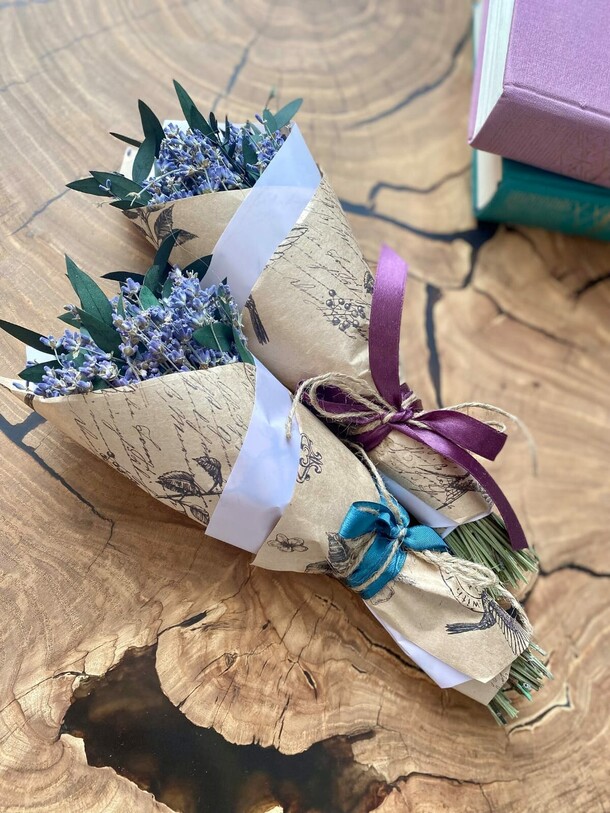 Букет из сухоцветов лаванды, артикул F1289634 - 3513 рублей, доставка по городу. Flawery - доставка цветов