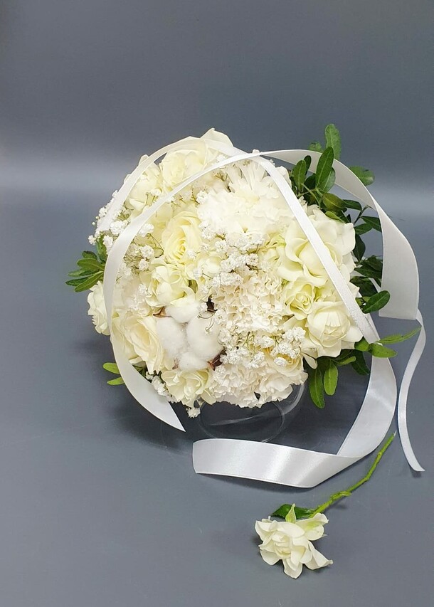 Букет невесты с хлопком, артикул F1347718 - 12592 рублей, доставка по городу. Flawery - доставка цветов