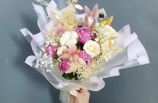 Авторский букет с сухоцветами, артикул F1347743 - 6788 рублей, доставка по городу. Flawery - доставка цветов