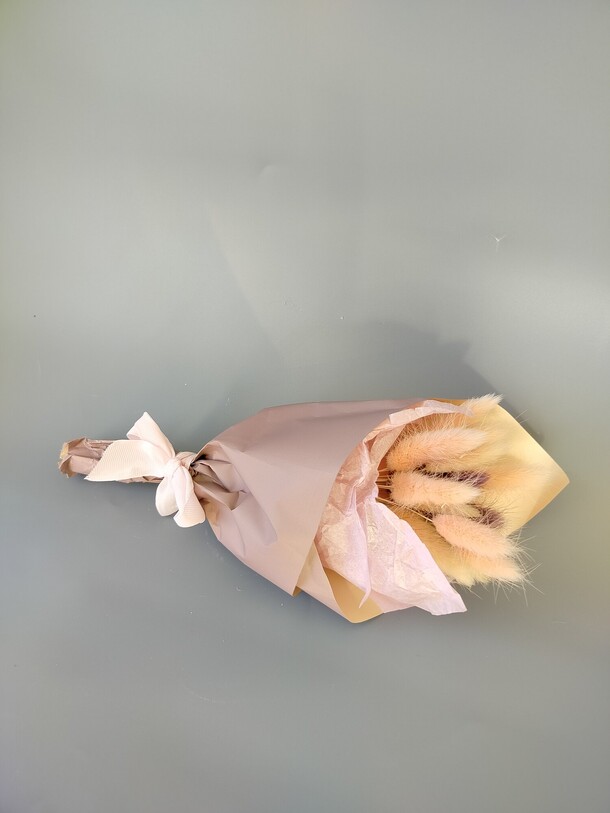 Мини-букет из сухоцветов, лагурус, артикул F1425152 - 500 рублей, доставка по городу. Flawery - доставка цветов