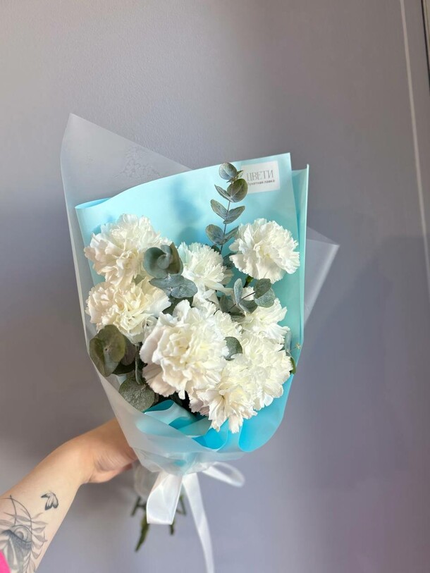 Букет комплимент, артикул F1297445 - 2636 рублей, доставка по городу. Flawery - доставка цветов