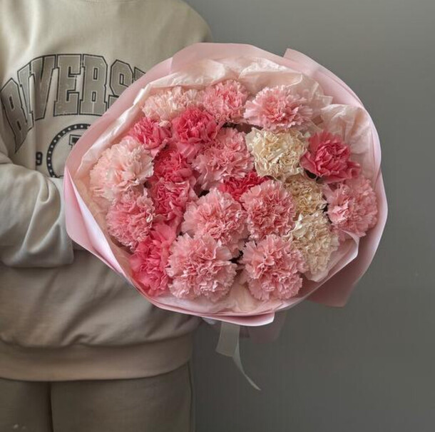 Букет из диантусов, артикул F1341432 - 3455 рублей, доставка по городу. Flawery - доставка цветов