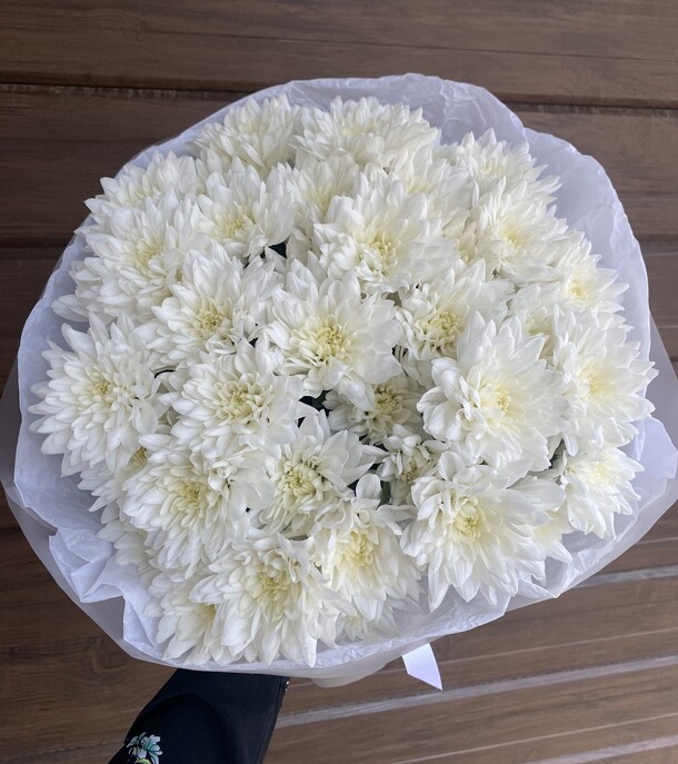 Объемное облако хризантем, артикул F1299514 - 9135 рублей, доставка по городу. Flawery - доставка цветов